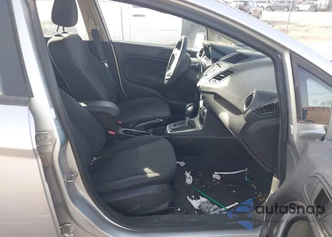 2019 Ford Fiesta Se z USA, uszkodzony, nr VIN 3FADP4BJ7KM163082